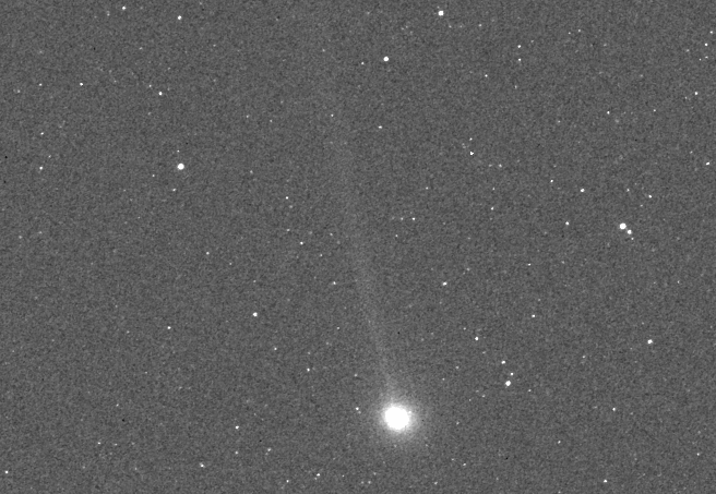 Comet_Encke_from_MESSENGER.png