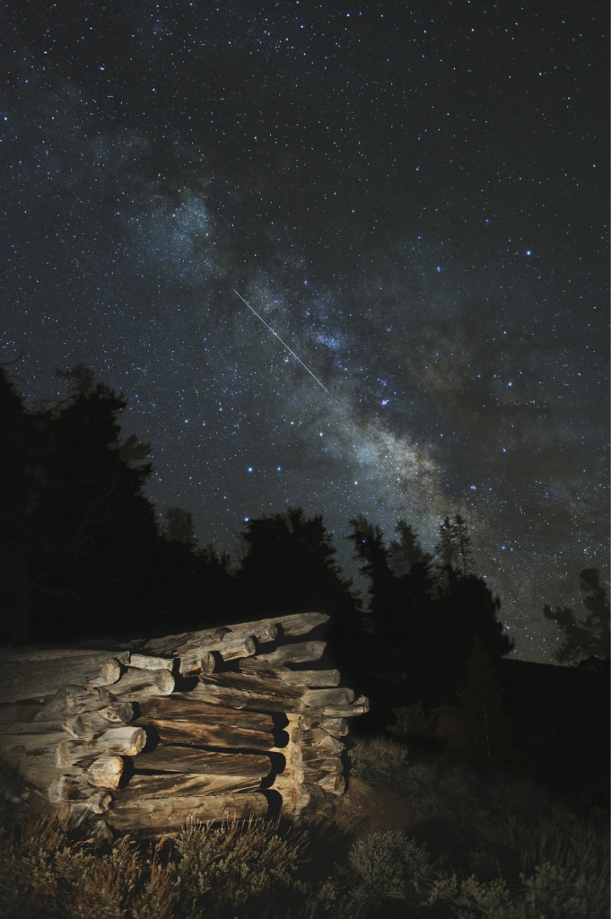MeteorMilkyway_rowell.jpg
